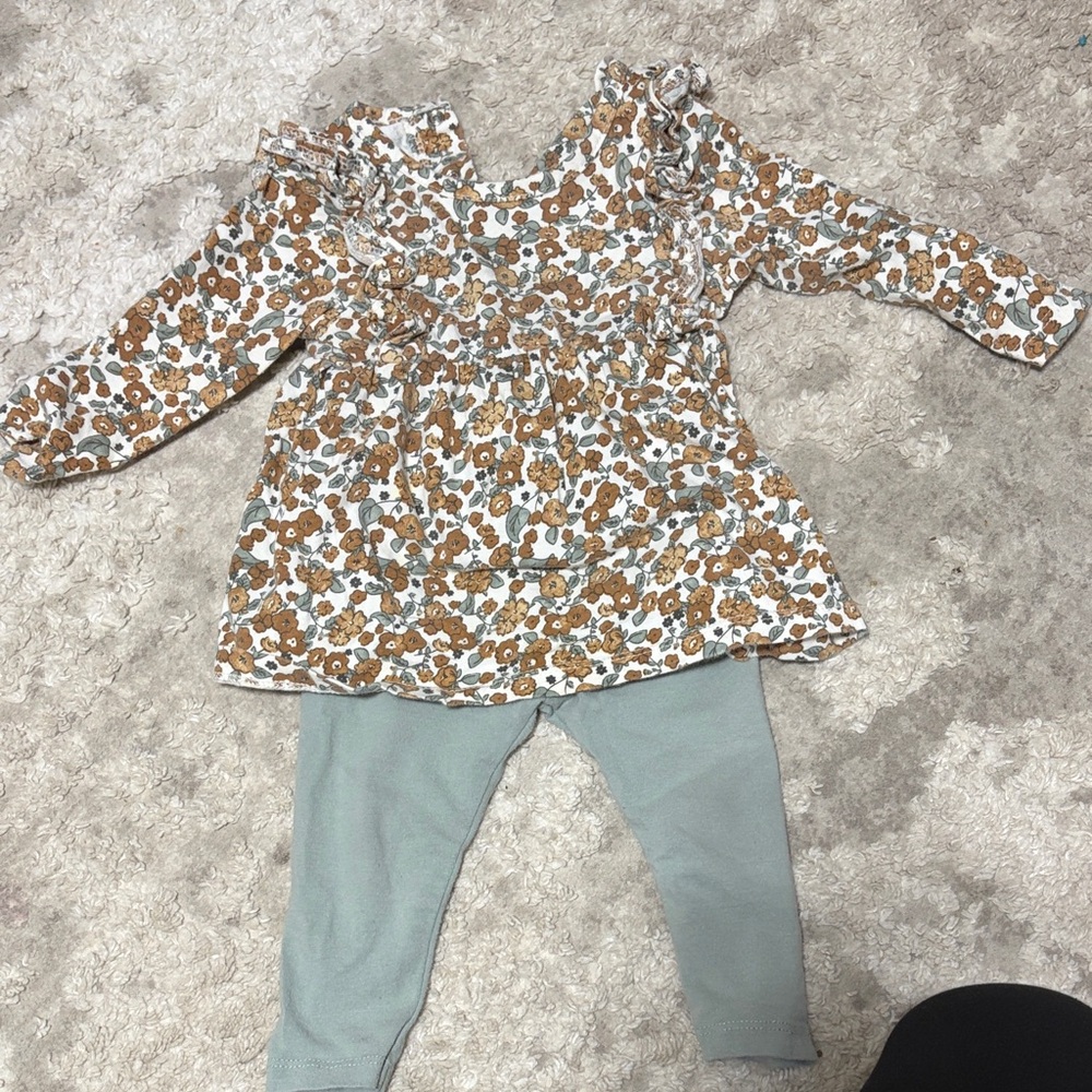 Floral Baby Outfit with Snap Closures